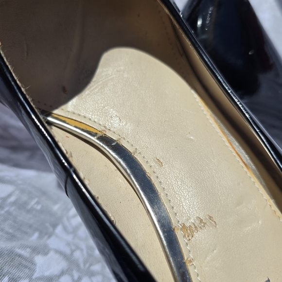 Coach Black Patent Leather Pumps Size 7.5 - Picture 8 of 9